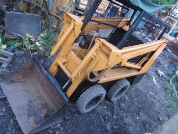 ขาย- wheel loader รถตักล้อยาง TOYOTA: SDK4 เครื่องยนต์ดีเซล 2 สูบ = ราคา 78,000 บาท