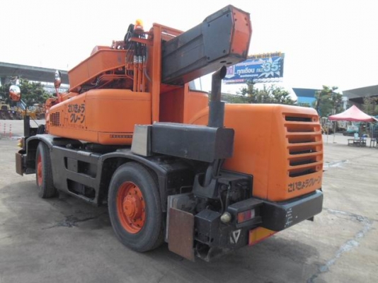 รถเครน Komatsu LW 100 M-1 รถเครน Komatsu LW 100 M-1