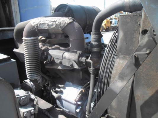 ขายรถเครน KOMATSU LW 100-1 ขายรถเครน KOMATSU LW 100-1