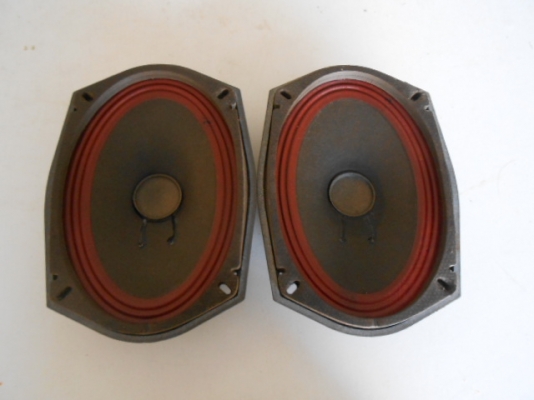 ลำโพง 6/9 Cerwin Vega