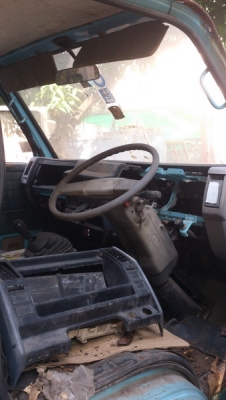 ต้องการขาย หัวรถ ELF NKR ต้องการขาย หัวรถ ELF NKR