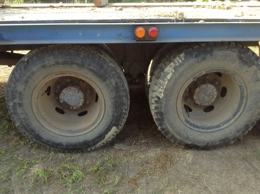 ขายด่วน รถเกี่ยวข้าวไอ้หนุ่มไวไฟ และ รถสิบล้อหัวยาวลากรถเกี่ยว ขายด่วน รถเกี่ยวข้าวไอ้หนุ่มไวไฟ และ รถสิบล้อหัวยาวลากรถเกี่ยว