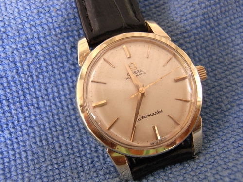 4ม.ค.((น้าเล็ก)) นำเสนอนาฬิกาข้อมือ หลายเรือน 4ม.ค.((น้าเล็ก)) นำเสนอนาฬิกาข้อมือ หลายเรือน