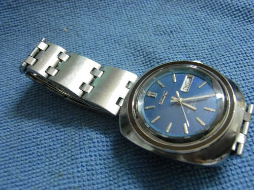 4ม.ค.((น้าเล็ก)) นำเสนอนาฬิกาข้อมือ หลายเรือน