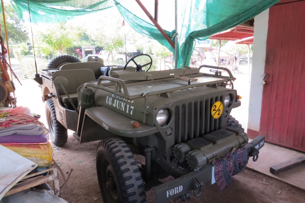 JEEP FORD เครื่องTOYOTA 12R ขับเคลื่อน 4 ล้อ