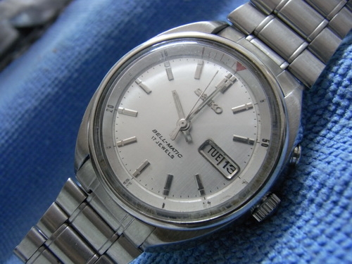 4ม.ค.((น้าเล็ก)) นำเสนอนาฬิกาข้อมือ หลายเรือน 4ม.ค.((น้าเล็ก)) นำเสนอนาฬิกาข้อมือ หลายเรือน