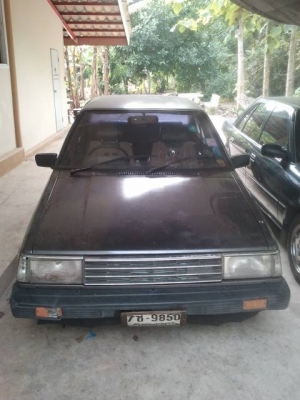 1995 NISSAN, SUNNY 1.3 FF  ขาย nissan sanny ff 1.3เกียร์ออโต้เอกสารพร้อมโอนทะเบียนขาดปีหน้า เครื่อง+ช่วงล่างแน่นๆ แอร์เย็น ไม่ต้องทำไรแล้วขับอย่างเดียว ราคาพร้อมต่อลองลดได้ลด รถอยู่อัมพวา แม่กลอง