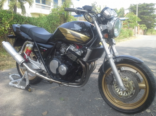 HONDA CB 400cc.เอกสารอินวอยร์ สภาพพร้อมใช้