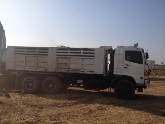 ขายรถสิบล้อ HIno MEGA FM 320 ปี 48 ดั้มโคราช รถสวยพร้อมใช้งาน ขายรถสิบล้อ HIno MEGA FM 320 ปี 48 ดั้มโคราช รถสวยพร้อมใช้งาน