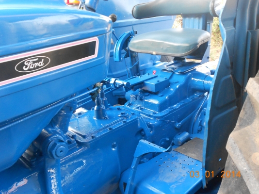 ขายรถไถฟอร์ด 6600 T3 เครื่องดี สภาพสวย ใช้งานได้เลย พร้อมผานดันหน้าหลัง 1 ชุด แถมให้ ปั๊มเหลี่ยม ราคาเบาๆ