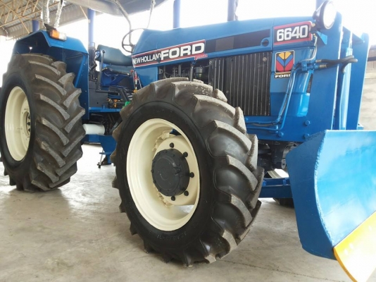 ุุ6640-(2 เพลา) NEWHOLLAND รุ่นใหม่ เช็คสภาพพร้อมใช้ ทะเบียนเต็ม ผานครบชุด