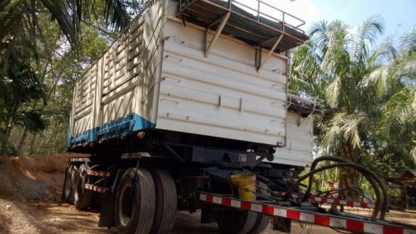 รถอีซูซุ 10 ล้อดั้ม FM2P 380 แรงม้า ปี 55 ( ขายแม่ลูก ) สนใจติดต่อ 081 - 6079515 รถอีซูซุ 10 ล้อดั้ม FM2P 380 แรงม้า ปี 55 ( ขายแม่ลูก ) สนใจติดต่อ 081 - 6079515