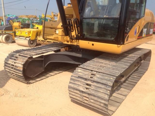 ขายรถแบคโฮ CAT 320D นำเข้าจากญี่ปุ่น ระบบไฟฟ้าเต็ม หรือขายดาวน์  900000 บาท มีVDOการทำงานครับ รถนอกนำเข้าสภาพสวย