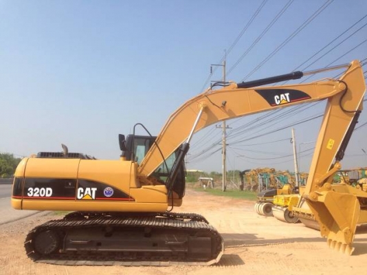 ขายรถแบคโฮ CAT 320D นำเข้าจากญี่ปุ่น ระบบไฟฟ้าเต็ม หรือขายดาวน์  900000 บาท มีVDOการทำงานครับ รถนอกนำเข้าสภาพสวย