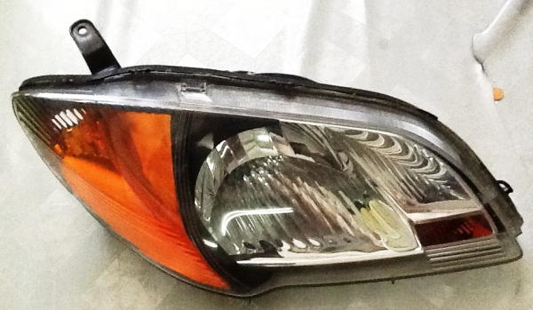 ขายโคมดำ vios 2006