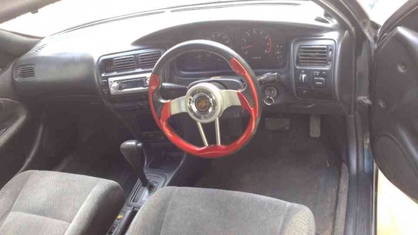 toyota corolla 1.6 gli ออโต้ ปี 94  สามห่วงสวยถูกๆ