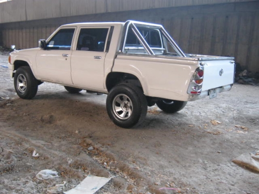 Toyota HEROเครื่อง 2Lแอร์เย็น พวงมาลัยเพาเวอร์65000