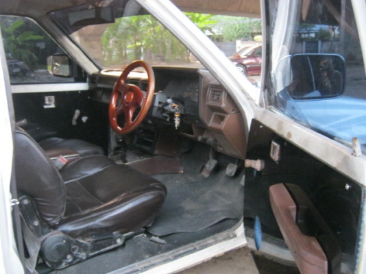 Toyota HEROเครื่อง 2Lแอร์เย็น พวงมาลัยเพาเวอร์65000