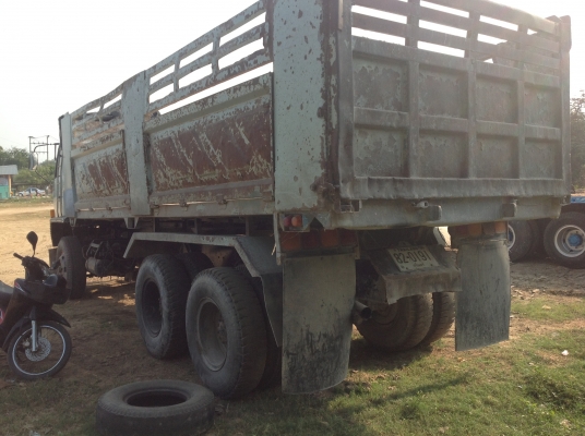 ขายรถสิบล้อ240นางฟ้าเครื่องเดิมเกียรเดิมครัชชีสวย-R ขายรถสิบล้อ240นางฟ้าเครื่องเดิมเกียรเดิมครัชชีสวย-R