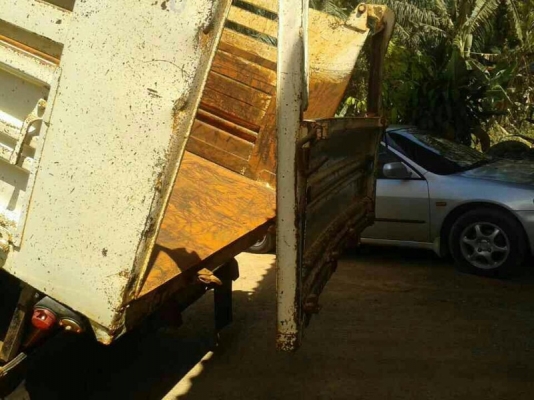 รถฮีโน่ 6 ล้อดั้ม FC9J  150 แรงม้า ปี 51 สนใจติดต่อ  081 - 6079515