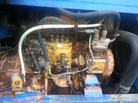 รถตัก komatsu JH30B รถตัก komatsu JH30B