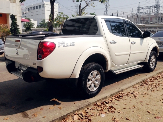 TRITON 4ประตู 2.5DiD เกียร์ โอโต้