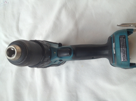 สว่านกระแทกไร้สายรุ่นใหม่ ไม่ใช้แปรงถ่าน Makita LXPH05 18V ปรับความเร็วได้2ระดับ แรงบิด16ระดับ สว่านกระแทกไร้สายรุ่นใหม่ ไม่ใช้แปรงถ่าน Makita LXPH05 18V ปรับความเร็วได้2ระดับ แรงบิด16ระดับ