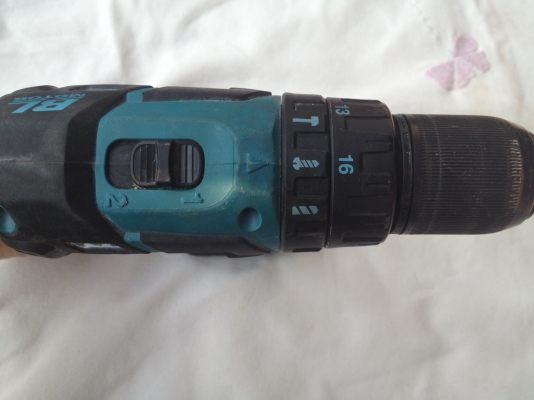 สว่านกระแทกไร้สายรุ่นใหม่ ไม่ใช้แปรงถ่าน Makita LXPH05 18V ปรับความเร็วได้2ระดับ แรงบิด16ระดับ สว่านกระแทกไร้สายรุ่นใหม่ ไม่ใช้แปรงถ่าน Makita LXPH05 18V ปรับความเร็วได้2ระดับ แรงบิด16ระดับ