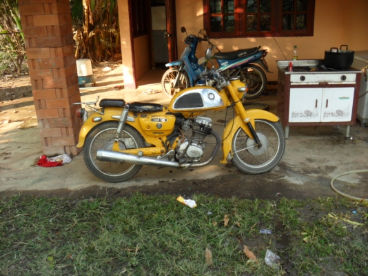 ขายครับ k125 เครื่องcg110ไม่มีเล่มครับลดราคาสุดๆครับ10000ถ้วนขับกลับได้เลย ขายครับ k125 เครื่องcg110ไม่มีเล่มครับลดราคาสุดๆครับ10000ถ้วนขับกลับได้เลย