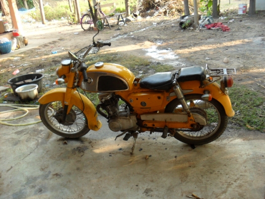 ขายครับ k125 เครื่องcg110ไม่มีเล่มครับลดราคาสุดๆครับ10000ถ้วนขับกลับได้เลย ขายครับ k125 เครื่องcg110ไม่มีเล่มครับลดราคาสุดๆครับ10000ถ้วนขับกลับได้เลย