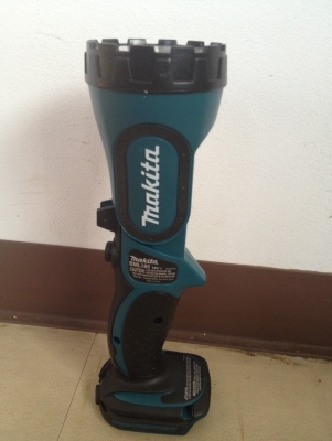 ไฟฉาย Makita BML185 18V ไม่รวมแบ็ตและที่ชาร์จ ไฟฉาย Makita BML185 18V ไม่รวมแบ็ตและที่ชาร์จ