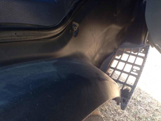 **960,000 บ.ต่อรอง**ขาย6ล้อตู้แห้งสวยๆ HINO MEGA FC4JJPA ยูโร2 ปี46 เครื่อง 150 JO5C TURBO INTER COOLER พ.พาวเวอร์ เบรคทริฟฟี่ แอร์เย็น ช่วงล่างคัสซีสวยเดิมไม่มีบวม ตู้แห้งสภาพดี 5.50ม. หัวบางเดิมภายในสวยคอนโซลครบ ยางดี6เส้น พร้อมใช้งาน เอกสารครบ ราคาต่อร