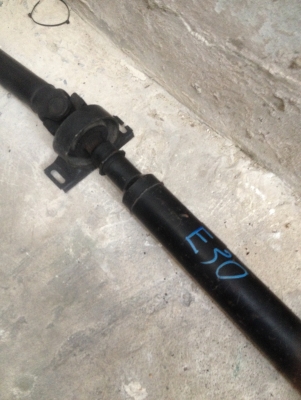 ขายเพลากลางBMW e30แท้ ท่อนหลัง สภาพดี ราคา800บาท โทร0875077464โส กทม