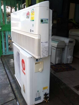 **** แอร์แขวน TRANE 28000 BTU สภาพใหม่ ****
