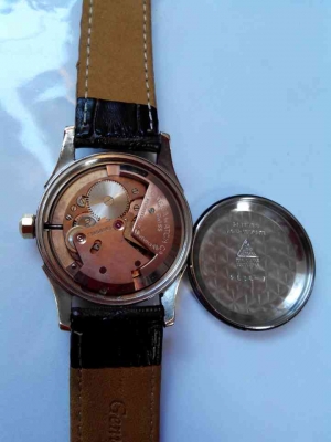 โอเมก้า ซีมาสเตอร์ สองเข็มครึ่ง ออโต้ครึ่งรอบ ทองแปะ สภาพเดิม สวยพร้อมใช้งานครับ