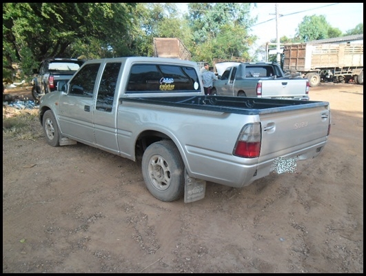 อีซูซุ ดราก้อนอาย SLX อีซูซุ ดราก้อนอาย SLX