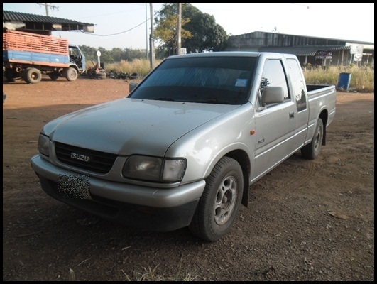 อีซูซุ ดราก้อนอาย SLX