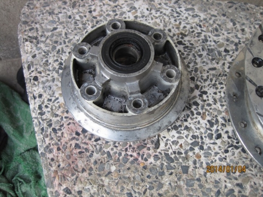 ขายอะไหล่ KRR 150 และ Serpico เล็กน้อย สภาพสวยๆถูกๆ