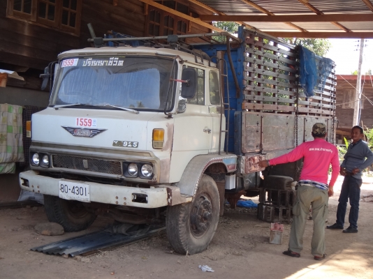 ขายด่วน  รถหกล้อ  HINO  KL340  เครื่อง EH700  ยาง900  พร้อมใช้งาน