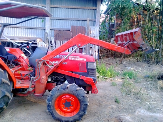 ขายรถไถคูโบต้า L3408 Di ใบมีดดันดินคานบนKKผาล6*22ตราช้างพร้อมใช้งานครับ