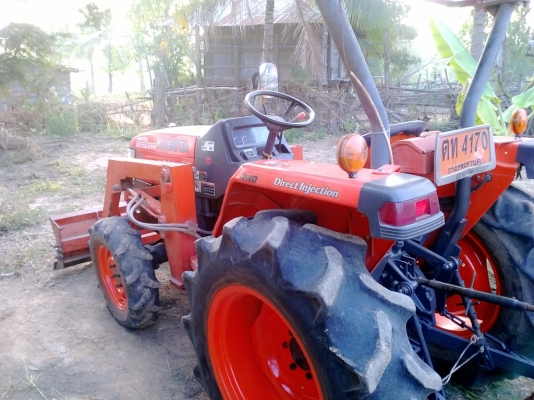 ขายรถไถคูโบต้า L3408 Di ใบมีดดันดินคานบนKKผาล6*22ตราช้างพร้อมใช้งานครับ