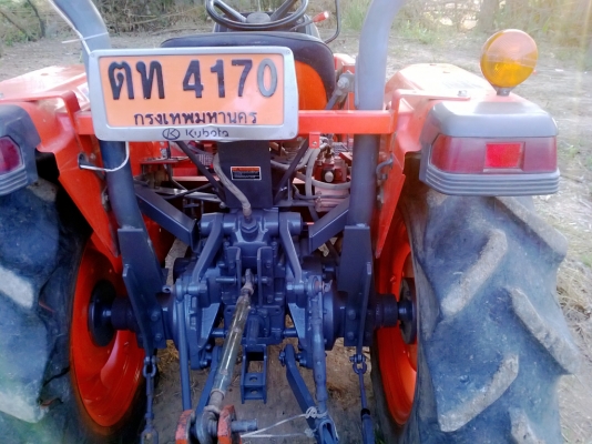 ขายรถไถคูโบต้า L3408 Di ใบมีดดันดินคานบนKKผาล6*22ตราช้างพร้อมใช้งานครับ