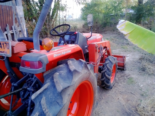 ขายรถไถคูโบต้า L3408 Di ใบมีดดันดินคานบนKKผาล6*22ตราช้างพร้อมใช้งานครับ