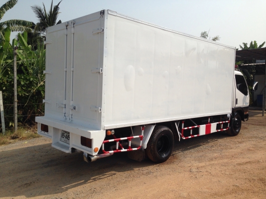 รถตู้เย็น6ล้อมิตซูแคนเตอร์ (รถห้าง)