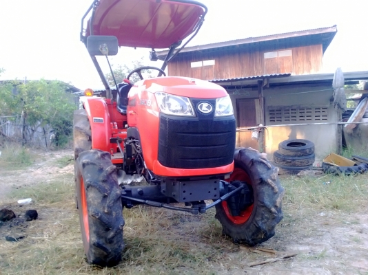 ขายรถไถคูโบต้า L3608 ใบมีดดันดินใหม่ติดตั้งอยู่ครับผาน6และโรตารี่ครับ