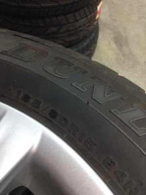 ขายแม็กvios ขอบ15 พร้อมยางถูกๆ