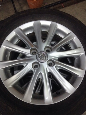 ขายแม็กvios ขอบ15 พร้อมยางถูกๆ