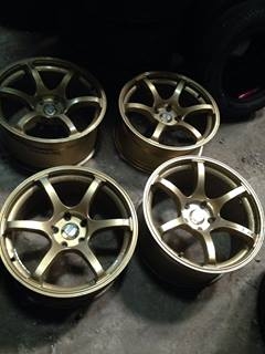 ขายล้อ RG-Z ขอบ18 5/114 กว้าง8-9  1ชุดถูกๆครับ
