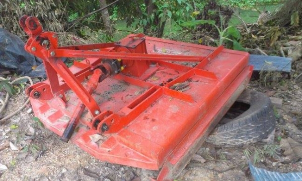 ขายที่ตัดหญ้า รถไถ    28,000