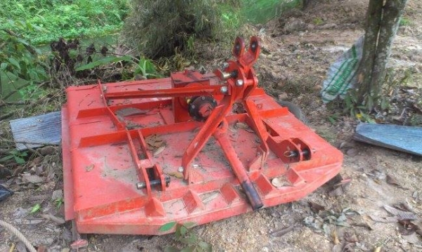 ขายที่ตัดหญ้า รถไถ    28,000